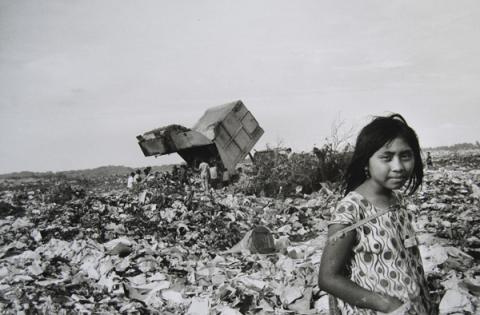 Lisetta Carmi, Venezuela, El Basurero, Maracaibo, ,1969 @Lisetta Carmi, courtesy Martini & Ronchetti